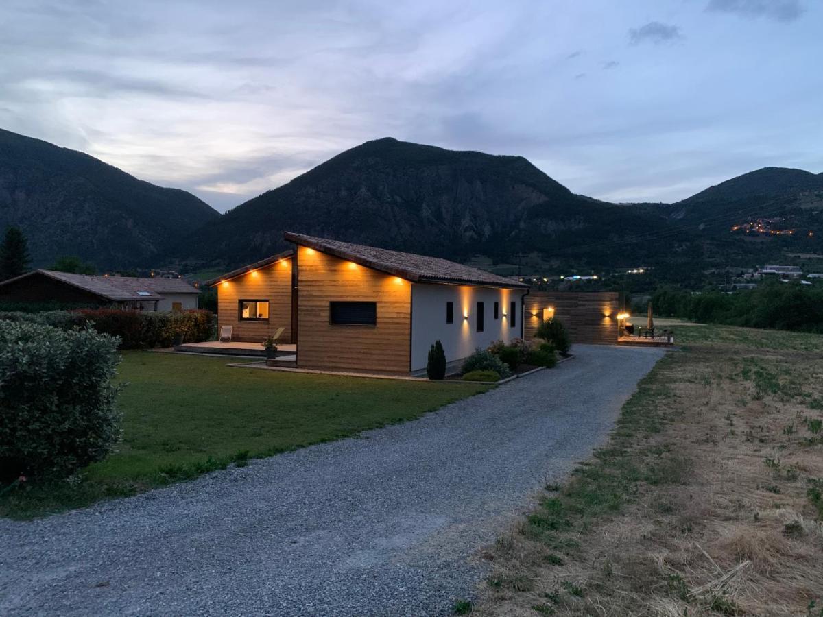 Entre Et Montagne Rochebrune (Hautes-Alpes)