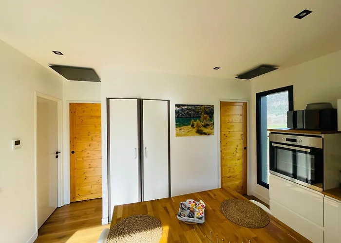 Charmant Logement Entre Lac Et Montagne